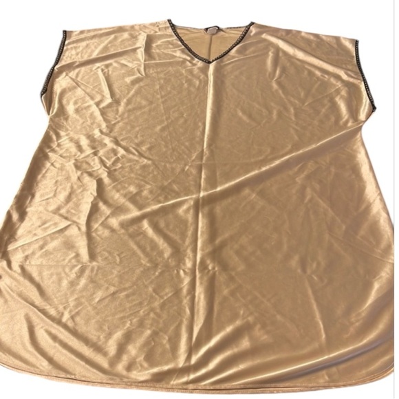 MMI VINTAGE ⭐️nightgown silky polyester with black lace trim - Picture 1 of 6